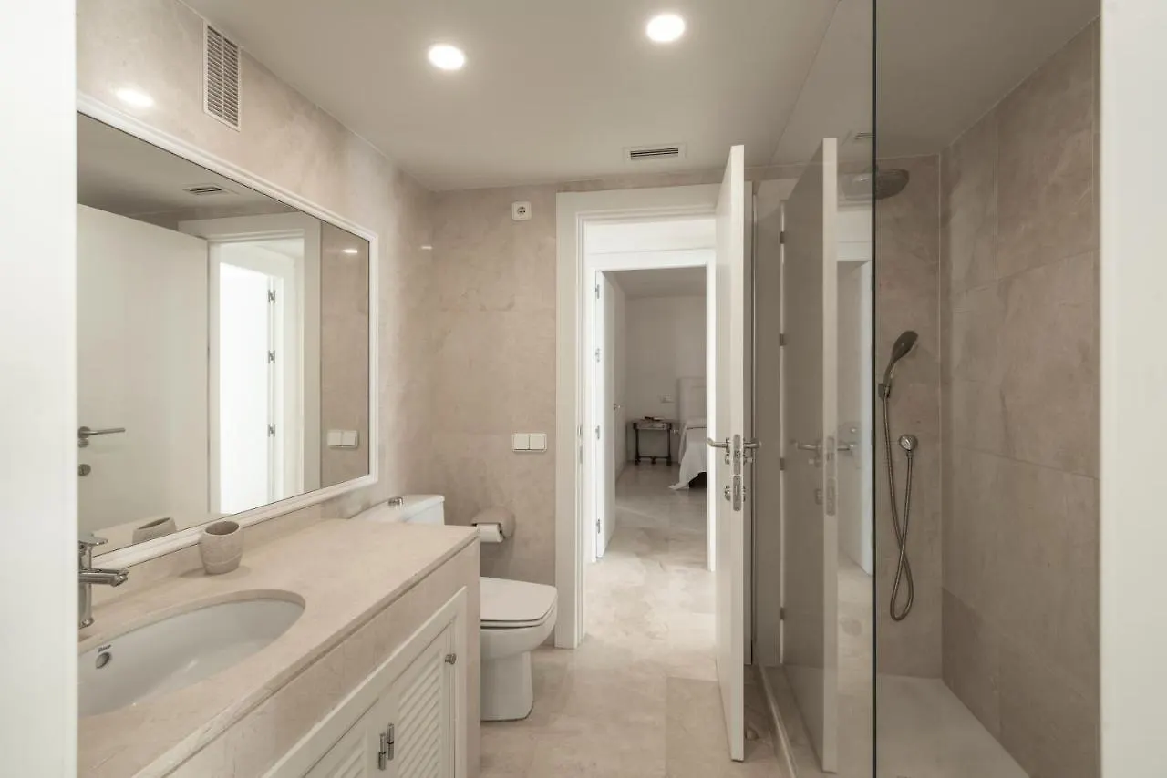 Houmi Sotogrande Apartment